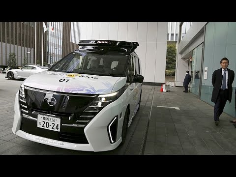 Driverless car navigates Yokohama streets using cutting-edge technology