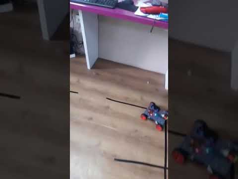 Racing Robot Competition by Inspiring B Students