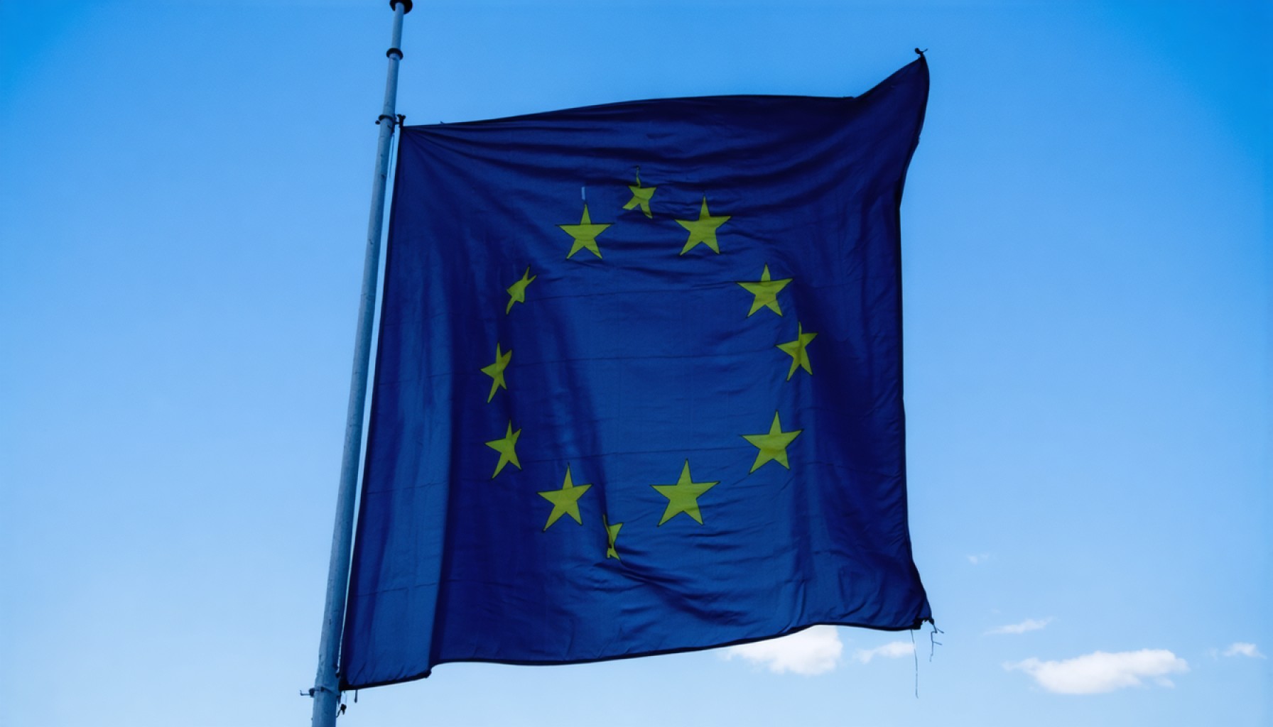 The EU's Bold Move: Why Apple Must Change its iPhone Game 